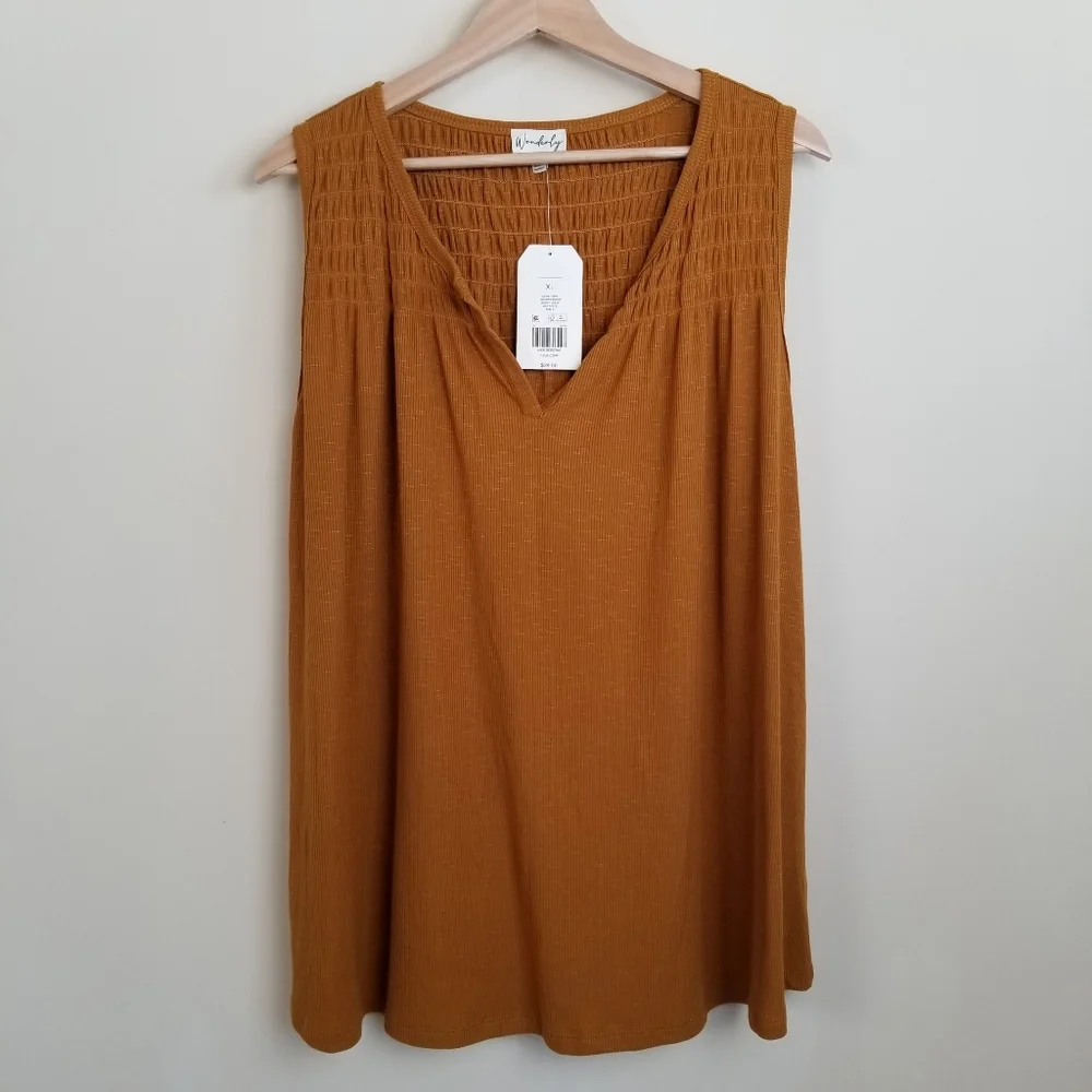 Wonderly Sleeveless Smocked Yoke Knit Tank Top XL NWT - Picture 5 of 7